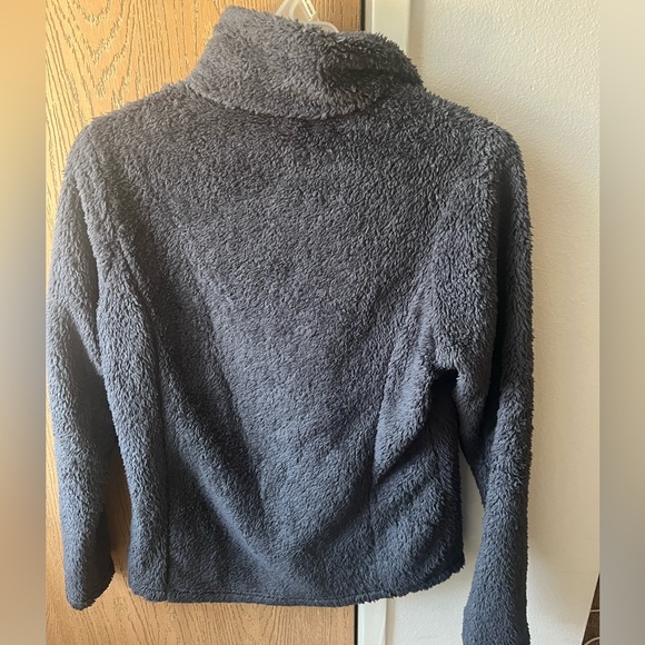 Patagonia fuzzy quarter zip in slate gray - Picture 3 of 3